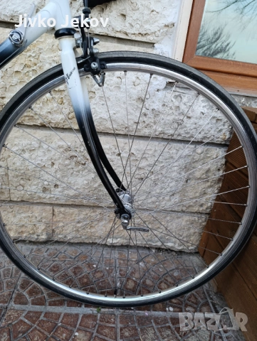 Продавам шосеен бегач  Aris, снимка 10 - Велосипеди - 54044964