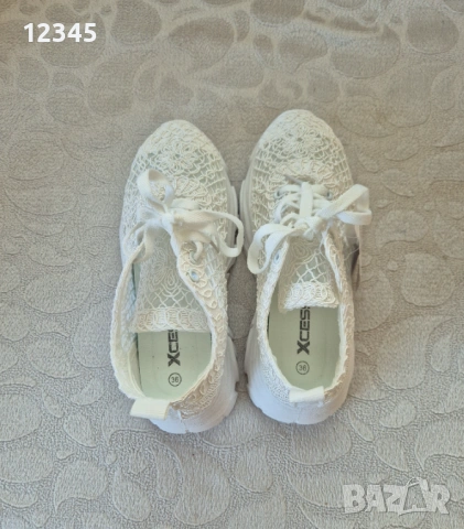 Дамски бели маратонки - нови, размер 36, снимка 3 - Дамски ежедневни обувки - 53846954