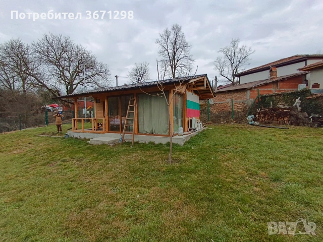 Дворно място с вила център Свежен , снимка 4 - Парцели - 53221782