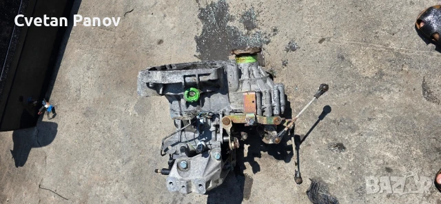 скорости за Golf 4 1.6, снимка 2 - Части - 50670613