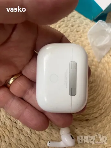 AirPods Pro 2 оригинални, снимка 4 - Безжични слушалки - 49751522
