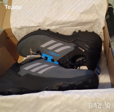 Adidas Terex Swift-R Gore-tex 42 номер, снимка 3 - Спортни обувки - 52254441