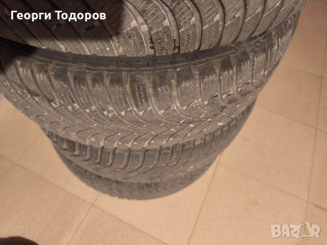 Продавам 4 бр зимни гуми и джанти Hankook зимни 205/60/15 мецедес, снимка 2 - Гуми и джанти - 51892474