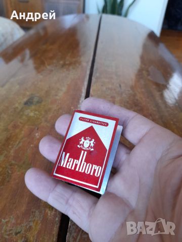 Стар кутия за кибрит Marlboro, снимка 2 - Други ценни предмети - 46716221