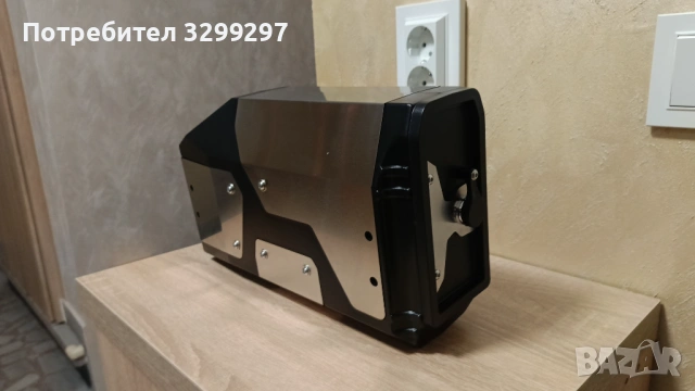 Кутия за инструменти за мотор БМВ , снимка 2 - Части - 53730302