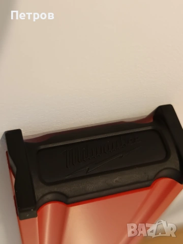 Milwaukee нивелири 60 + 120см комплект 40€, снимка 3 - Други инструменти - 53796300