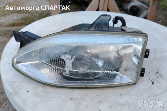 Ляв и десен фар за FIAT Palio Fiat Palio (1996-2003), снимка 1 - Части - 47402953