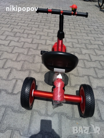 BYOX Триколка Cavalier Lux червен, снимка 6 - Детски велосипеди, триколки и коли - 53564533