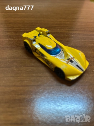 Hot Wheels 2009 Yellow Road Runner Scoopa Di Fuego Looney Tunes 1.64 Малайзия, снимка 10 - Колекции - 52056972