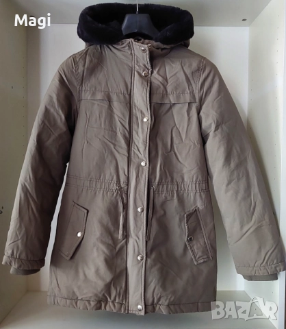 Детско яке, снимка 2 - Детски якета и елеци - 52802334