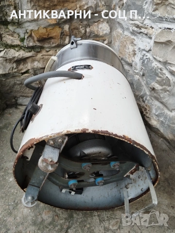 Стара Соц Руска Пералня РИГА 8. / 1973 г. / РАБОТЕЩА! / НОМЕР 588., снимка 8 - Антикварни и старинни предмети - 53668798