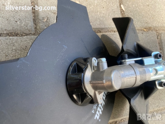 Нов тример Makita, снимка 3 - Градинска техника - 52685899