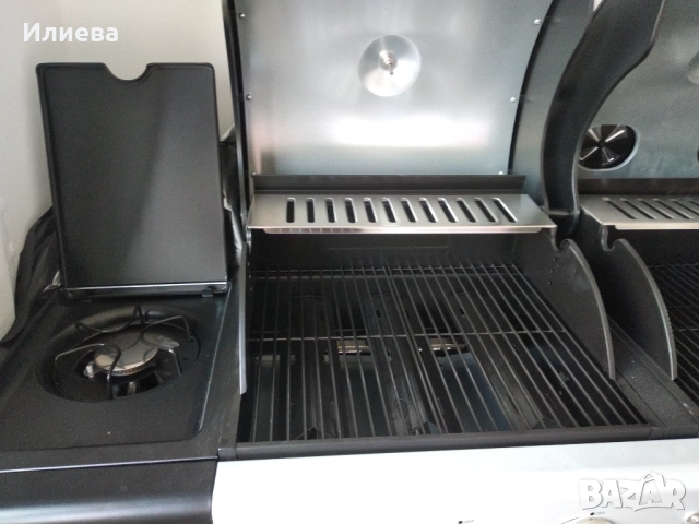 Продавам ново комбинирано барбекю, газ и дървени въглища 