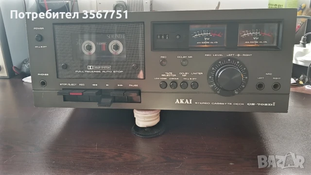 AKAI СТЕРЕО КАСЕТЕН ДЕК CS-702D