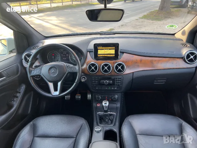 Mercedes-Benz B 200 CDI Euro 5 LED Pano Navi Park Assist Старт/Стоп , снимка 9 - Автомобили и джипове - 47146317