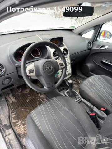 Опел Корса 1.6i, снимка 5 - Автомобили и джипове - 53651962