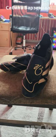  Адидас Футболни обувки 