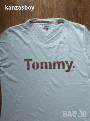 Tommy Hilfiger - страхотна дамска тениска КАТО НОВА Л, снимка 1 - Тениски - 45529298