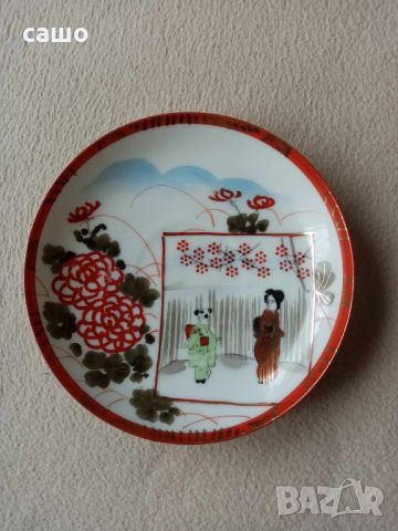 малка чиния, снимка 1 - Декорация за дома - 46396744