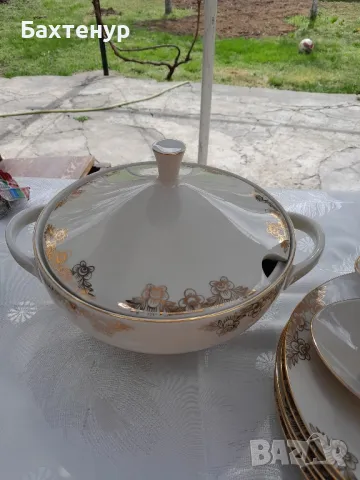 сервизи за хранене 