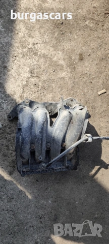 Всмукателен колектор Citroen C2 1.1 - 60 к.с. 2006г, снимка 2 - Части - 53877194