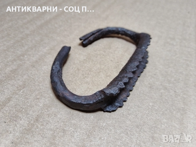 Старинна Кована Ръчна Роначка За Царевица, Стара Примитивна Роначка За Царевица. , снимка 2 - Антикварни и старинни предмети - 52393850