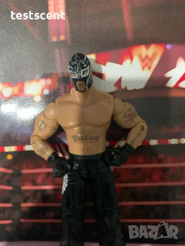 Екшън фигура WWE Rey Mysterio Рей Мистерио 2003 Black Jakks Pacific USA figure играчка, снимка 9 - Колекции - 48447794