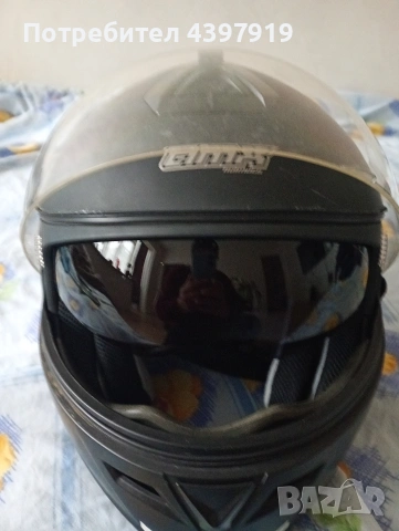 Продавам Мото Каска Във Добро Състояние