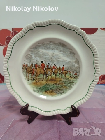 Порцеланова чиния сцена "на лов" , снимка 3 - Чинии - 53479952
