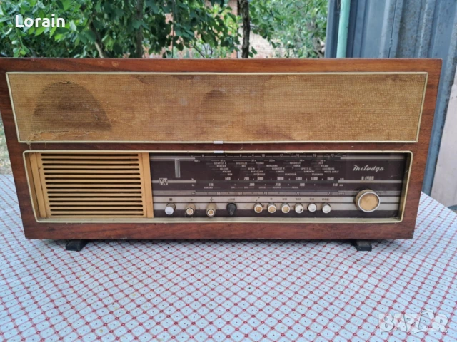 Оригинално радио"Melodun R90"