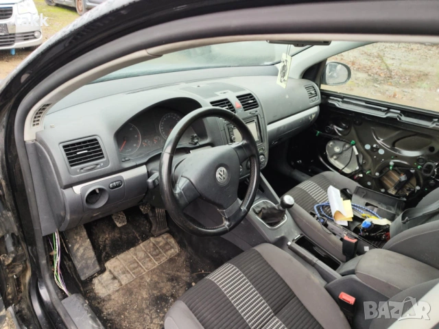 Golf 5 1.9tdi 90кс код на мотора BXJ на части, снимка 3 - Части - 53142342