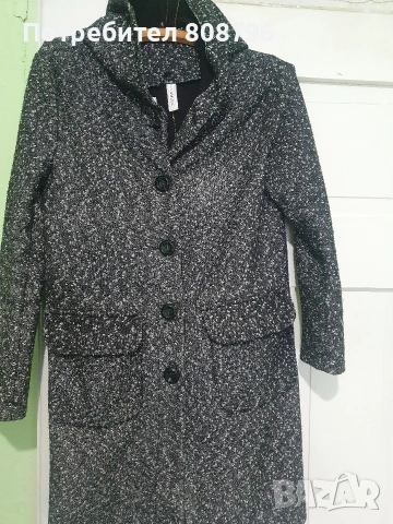 Подарявам дамски връхни дрехи , снимка 5 - Палта, манта - 53498106