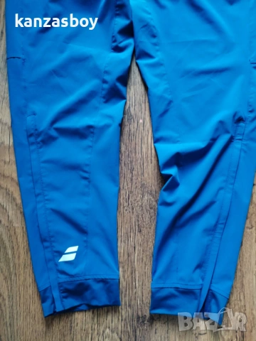 Babolat Men's Play Pant (Sodalite Blue) 3MP2131-4118 - МЪЖКО ТЕНИС ДОЛНИЩЕ НОВО БЕЗ ЕТИКЕТИ М, снимка 7 - Спортни дрехи, екипи - 54195986