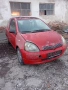 Toyota Yaris 1.0 2000г - НА ЧАСТИ , снимка 1