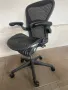 Ергономичен офис стол Herman Miller Aeron classic size B, снимка 2