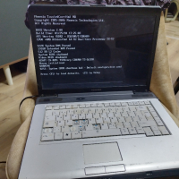 Лаптоп Тошиба - повреден/за части., снимка 1 - Части за лаптопи - 44936923