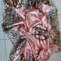 Дамски копринени шалове , снимка 3 - Шалове - 45777517