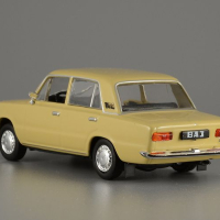ВАЗ 21011 Жигула 1973 - мащаб 1:43 на DeAgostini моделът е нов в блистер, снимка 4 - Колекции - 44991481