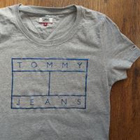Tommy hilfiger Jeans T-Shirt Metallic Flag - страхотна дамска тениска М, снимка 2 - Тениски - 45135492