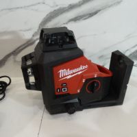 Milwaukee M12 3PL+ 4.0 Ah - Мултилинеен 3D лазер 3 x 360, снимка 2 - Други инструменти - 45490498
