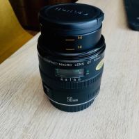 Canon EF 50mm f/2.5 Compact Macro , снимка 1 - Обективи и филтри - 45619366