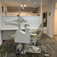 Стоматологичен стол/ Дентален юнит, снимка 1 - Стоматология - 45009315