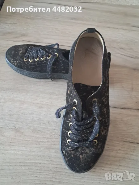 Дамски спортни обувки 40 номер, снимка 1