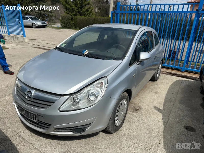 Opel Corsa 1.2i НА ЧАСТИ, снимка 1