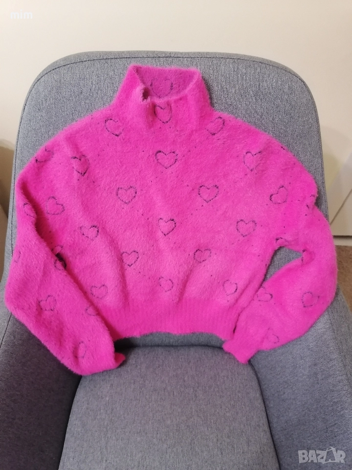Пухена блуза със сърчица, снимка 1