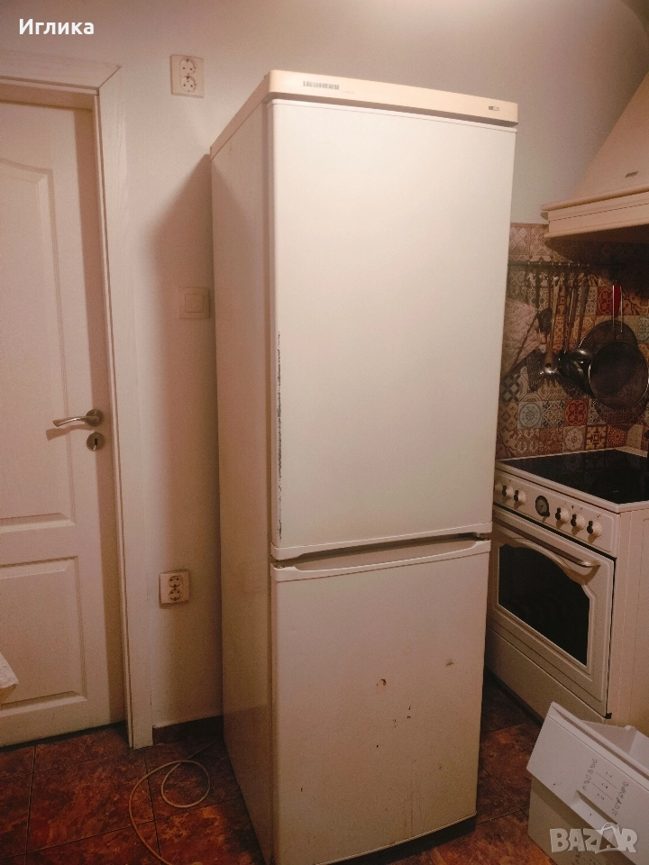 Подарявам хладилник с фризер , снимка 1