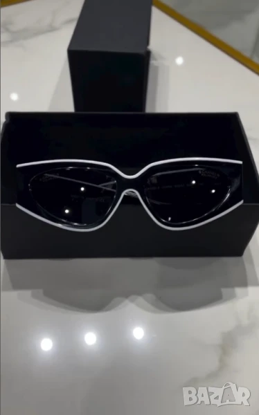 очила с  черен обикновен калъф и ув защита chanel, снимка 1