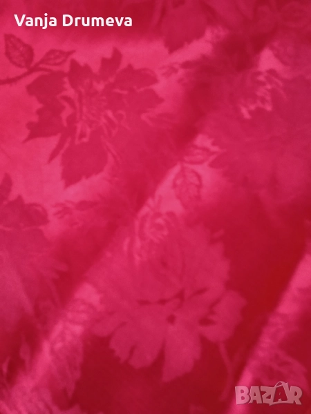 покривка от копринен сатен от соца нова, снимка 1