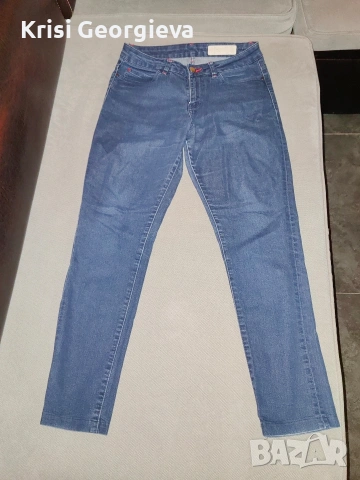 Тъмно сини дънки 