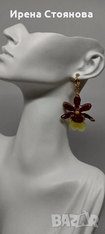 Обеци с естествен цвят на мини орхидея. Цветче с размери 3,5/4 см. , снимка 8 - Обеци - 51090834
